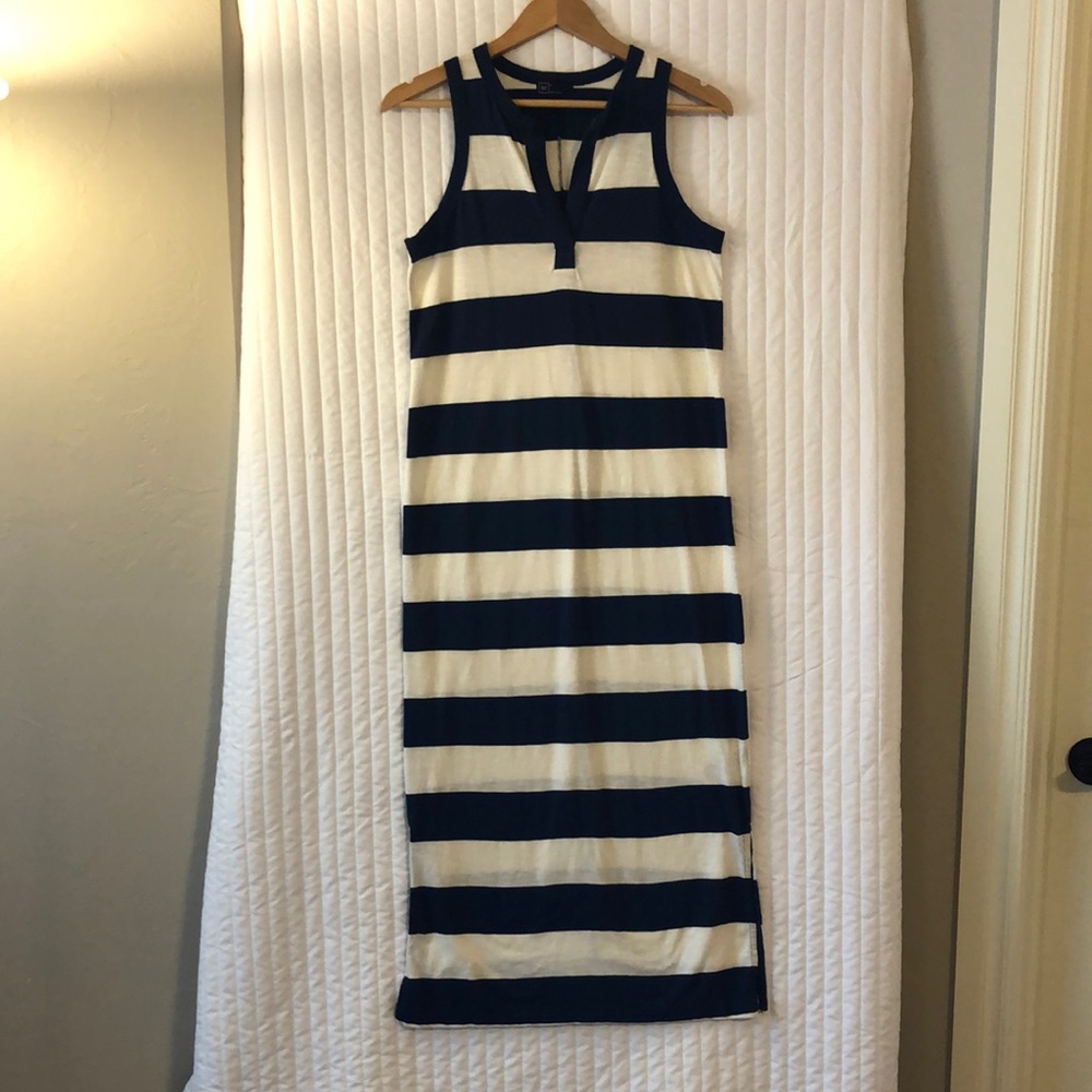 Gap Navy and White striped sleeveless dress size s